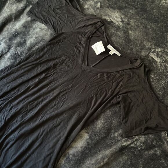 NWT The Vanity Room Cold Shoulder Dress - Picture 2 of 7